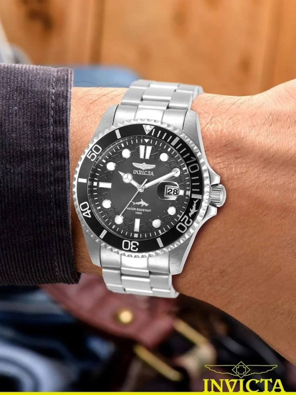 Men's Pro Diver Quartz Watch - Stylish, Water-Resistant, Durable Timepiece